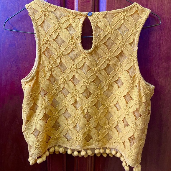 Xhilaration Cropped yellow gold blouse, Women’s S - Picture 2 of 4